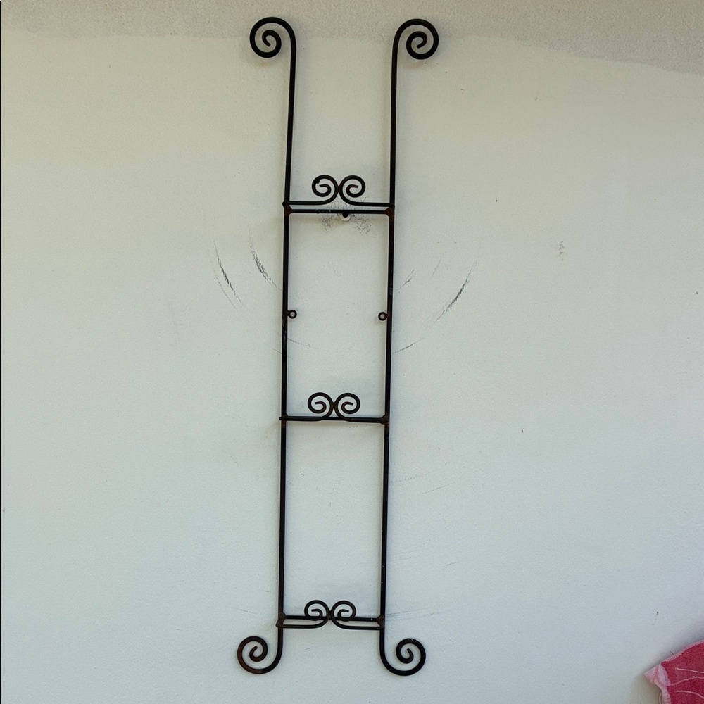 Elegant Black Metal Wall Decor